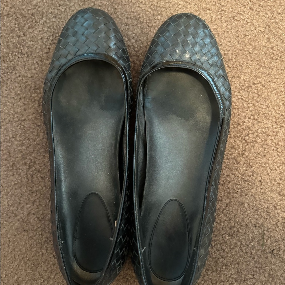 Cole Haan Nike Air Flats- black size 10